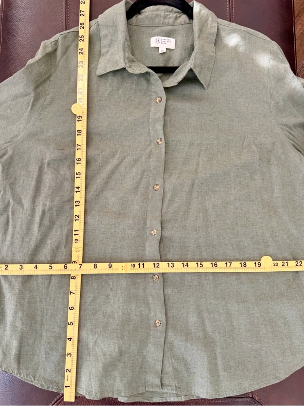 Candace Cameron Bure Olive Green Button-Front linen Women's Blouse - Picture 3 of 4